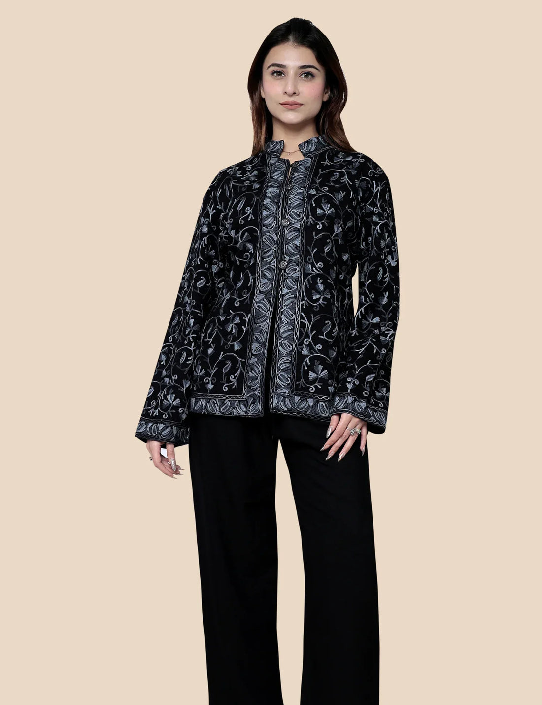 BLACK WOOLEN SHORT COAT
