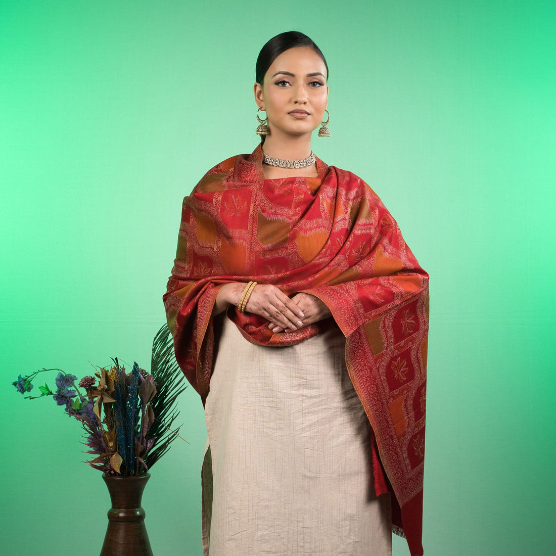 Gulnaar Crimson