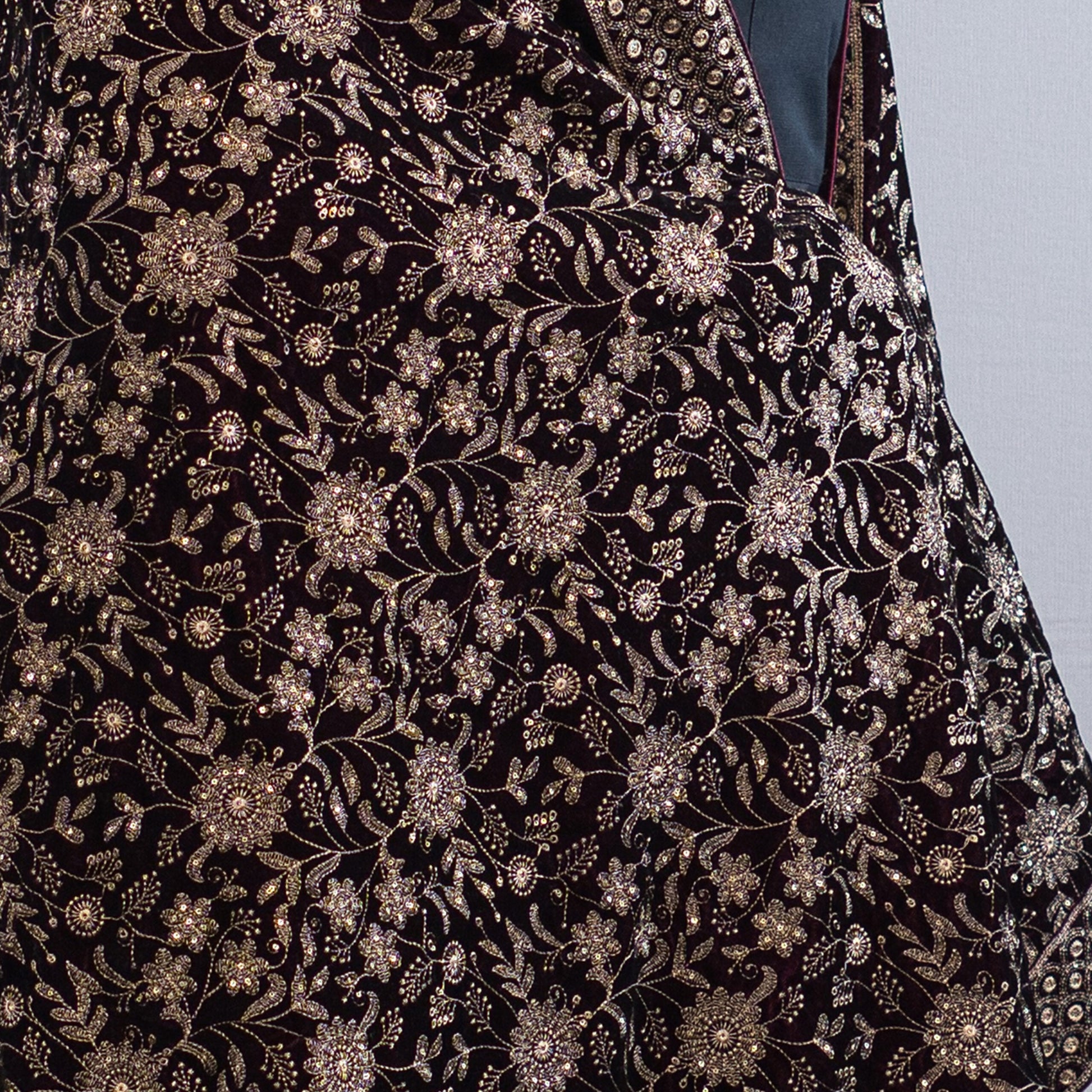 Unisex Nocturne Empress Velvet Shawl