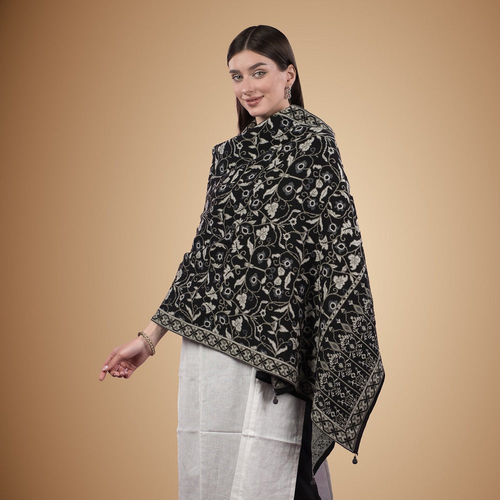 The Woolen Kaani Jaal